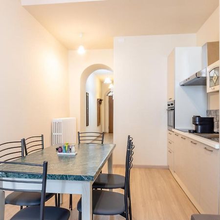 Aosta Centre Apartments - Porta Pretoria 56 Buitenkant foto