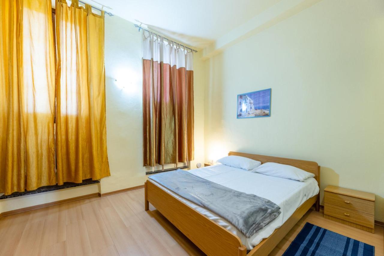 Aosta Centre Apartments - Porta Pretoria 56 Buitenkant foto