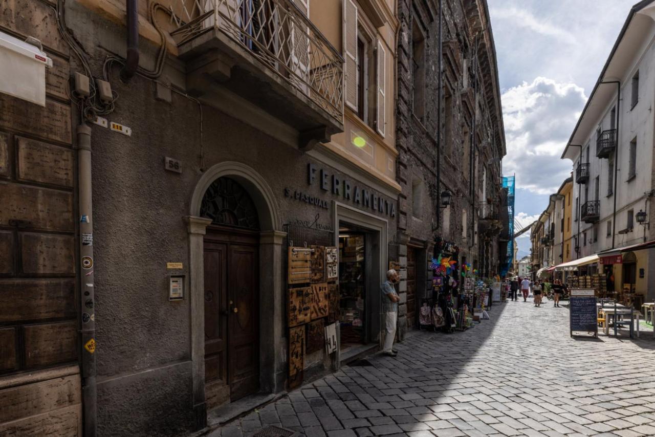 Aosta Centre Apartments - Porta Pretoria 56 Buitenkant foto