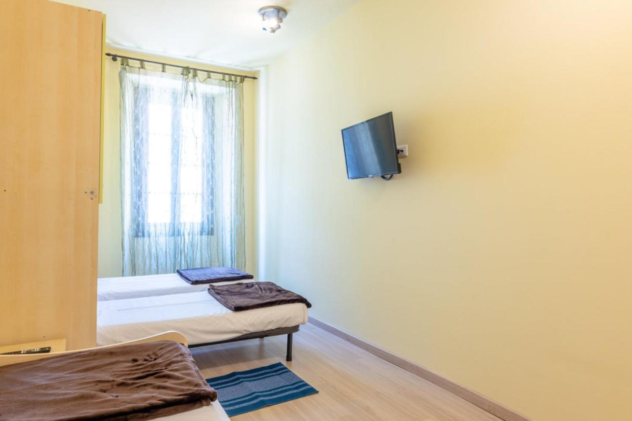 Aosta Centre Apartments - Porta Pretoria 56 Buitenkant foto