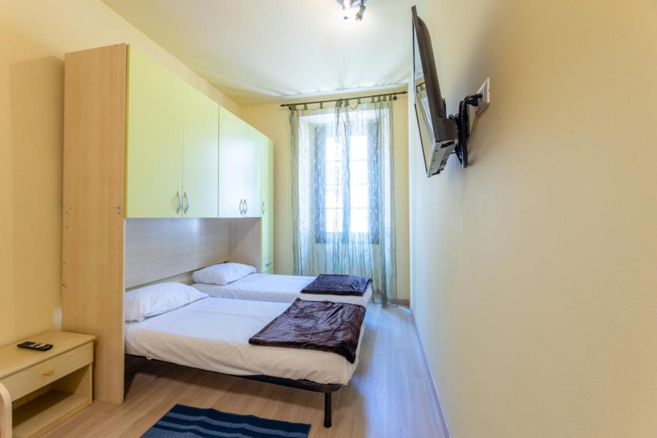 Aosta Centre Apartments - Porta Pretoria 56 Buitenkant foto