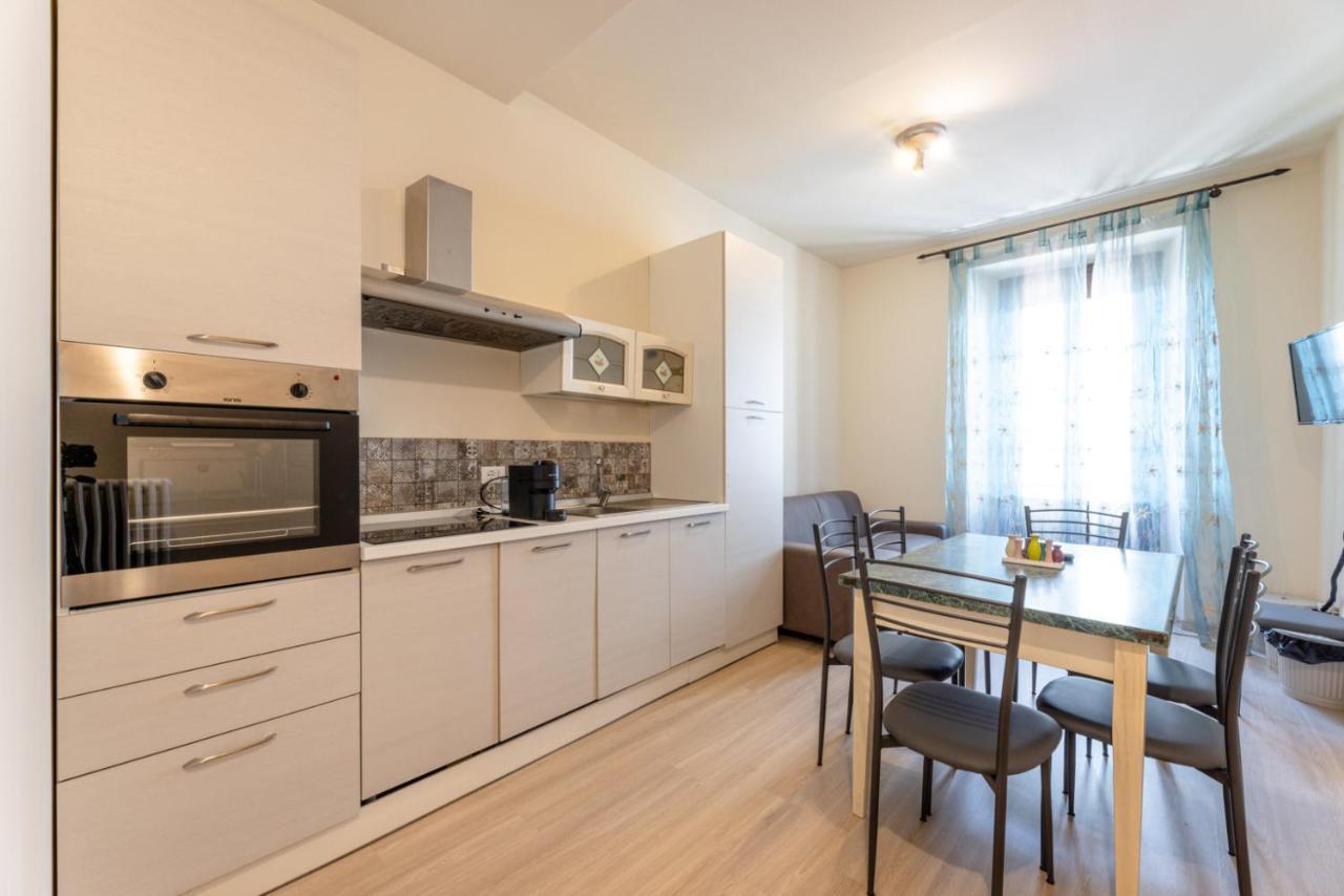 Aosta Centre Apartments - Porta Pretoria 56 Buitenkant foto